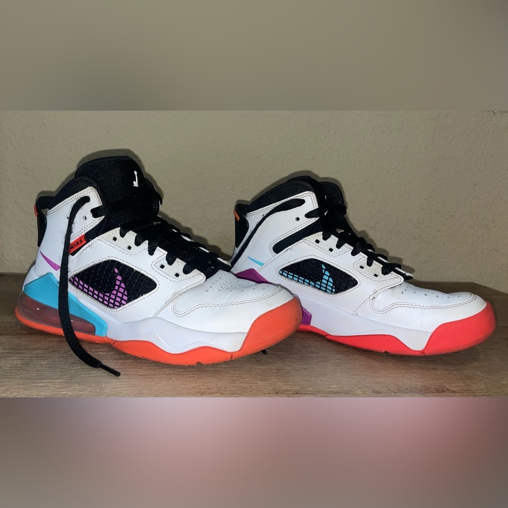 Boys Mars Jordans